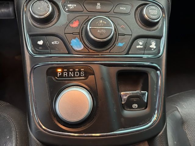 Used 2015 Chrysler 200 S w/ Navigation & Sound Group I image 24