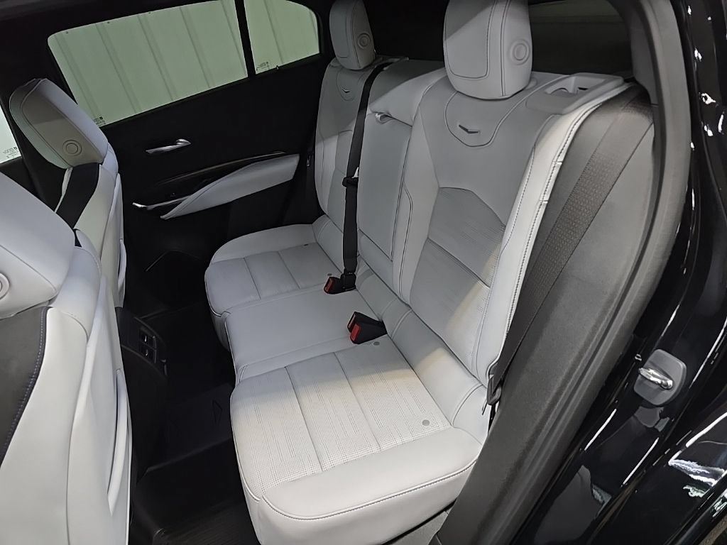 Used 2024 Cadillac XT4 Sport AWD/4WD image 32
