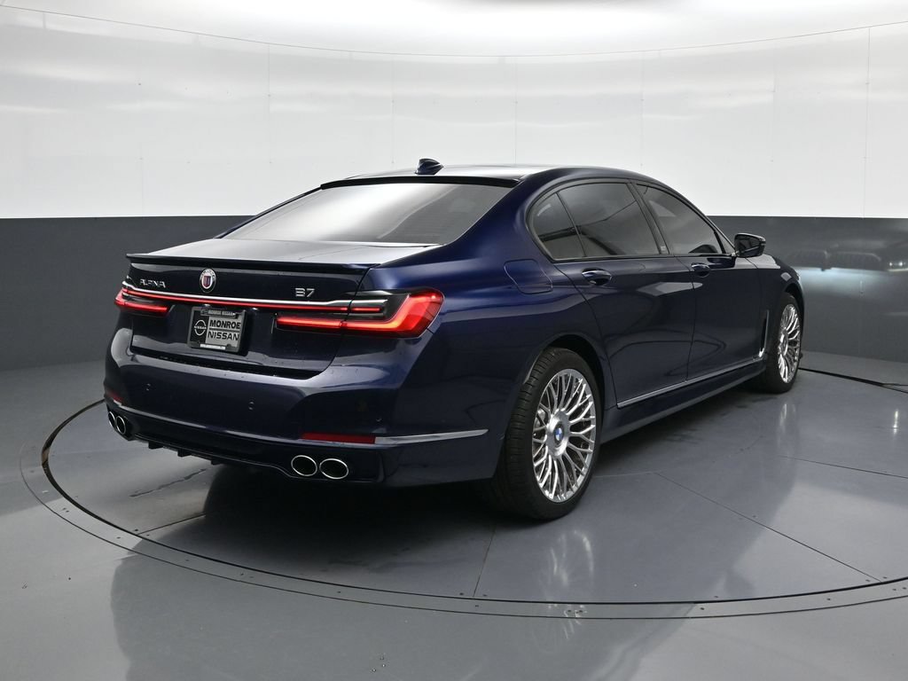 Used 2022 BMW ALPINA B7 xDrive AWD/4WD image 10