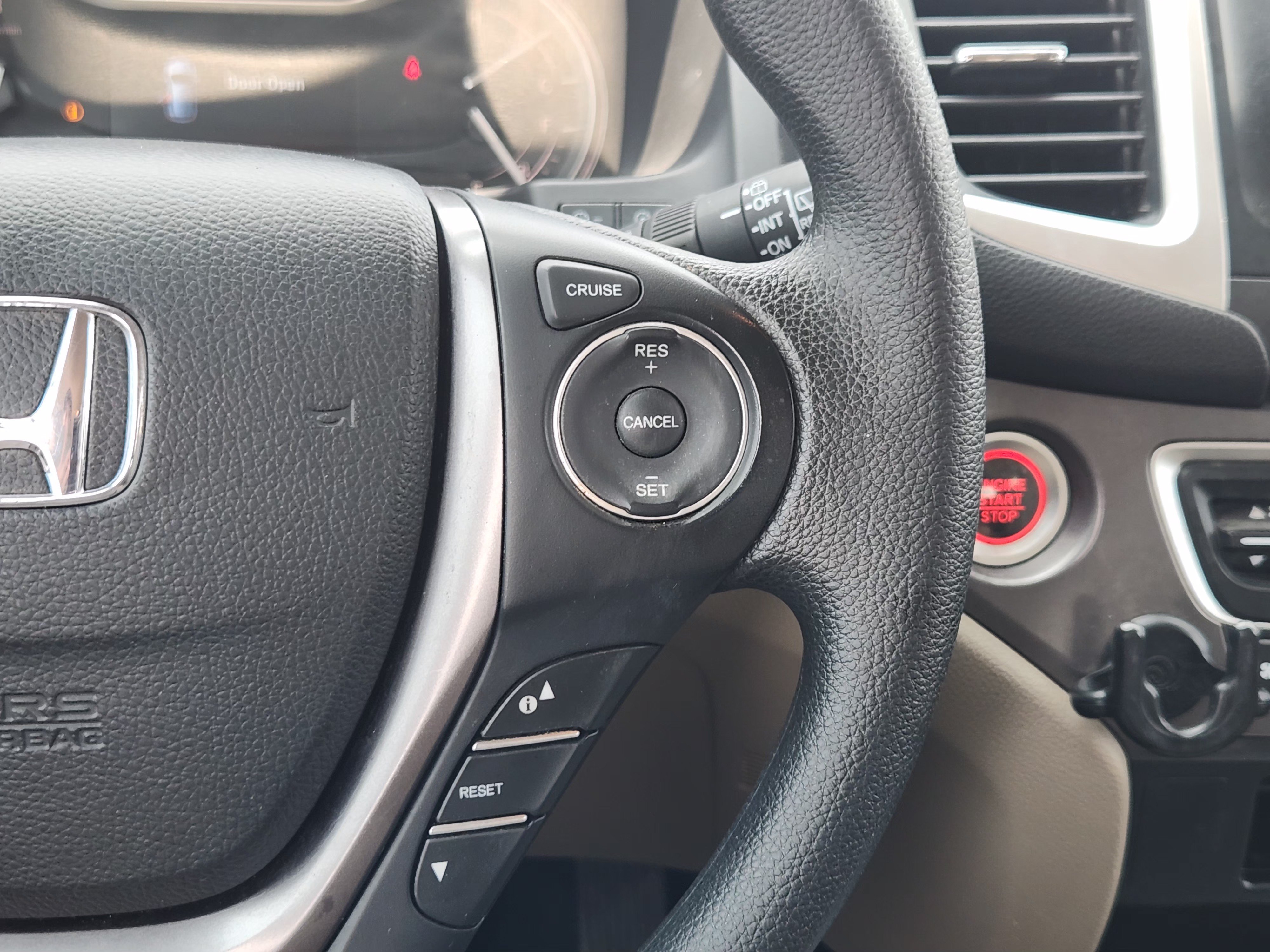 Used 2018 Honda Pilot LX image 27