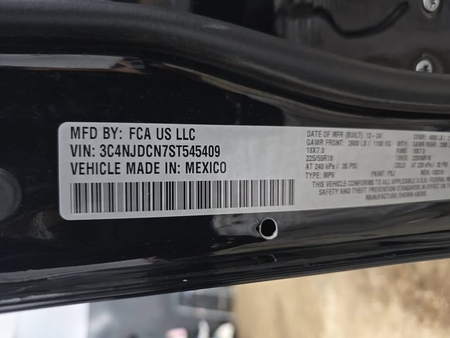 Used 2025 Jeep Compass Limited AWD/4WD image 32