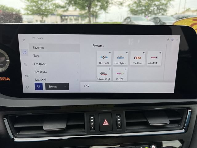 Certified 2025 Lexus ES 350 w/ Premium Package FWD image 14