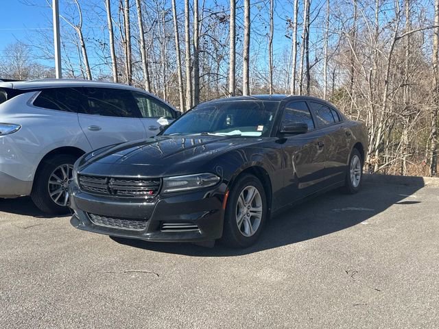 Used 2019 Dodge Charger SXT image 4