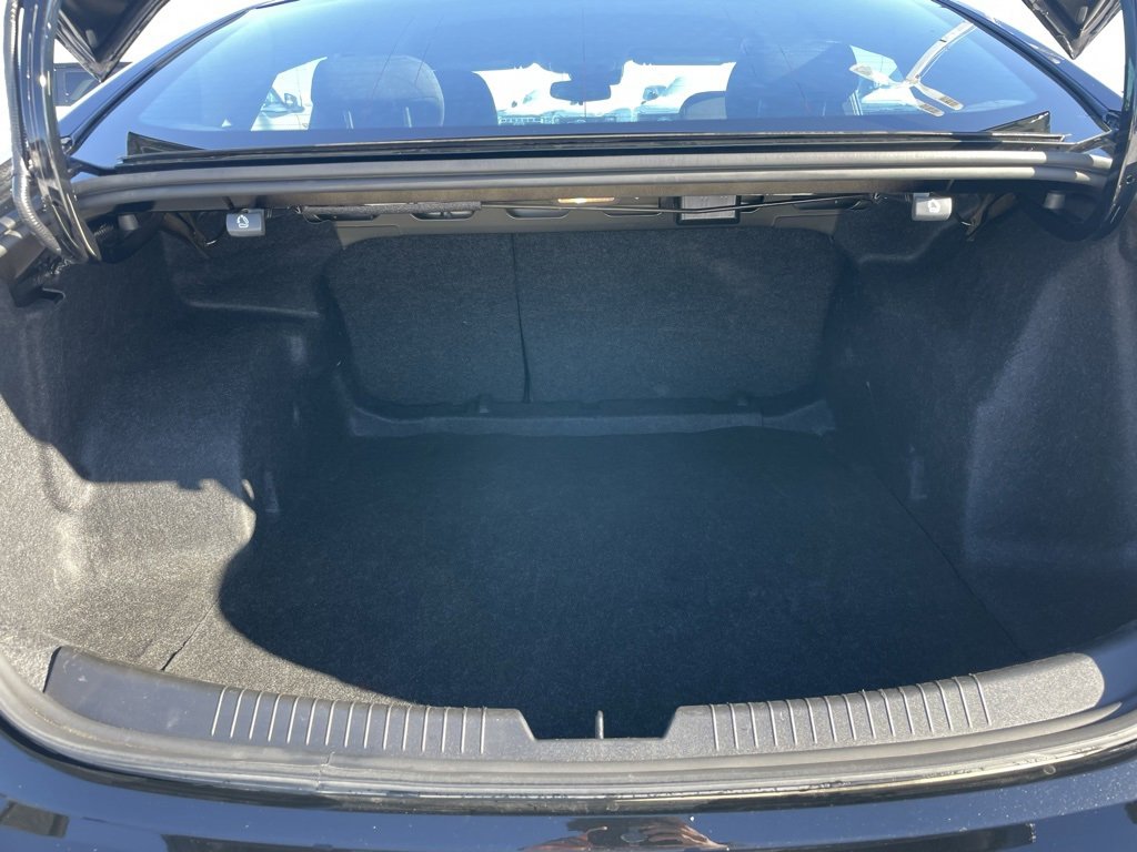 Used 2025 Chevrolet Malibu LT image 29