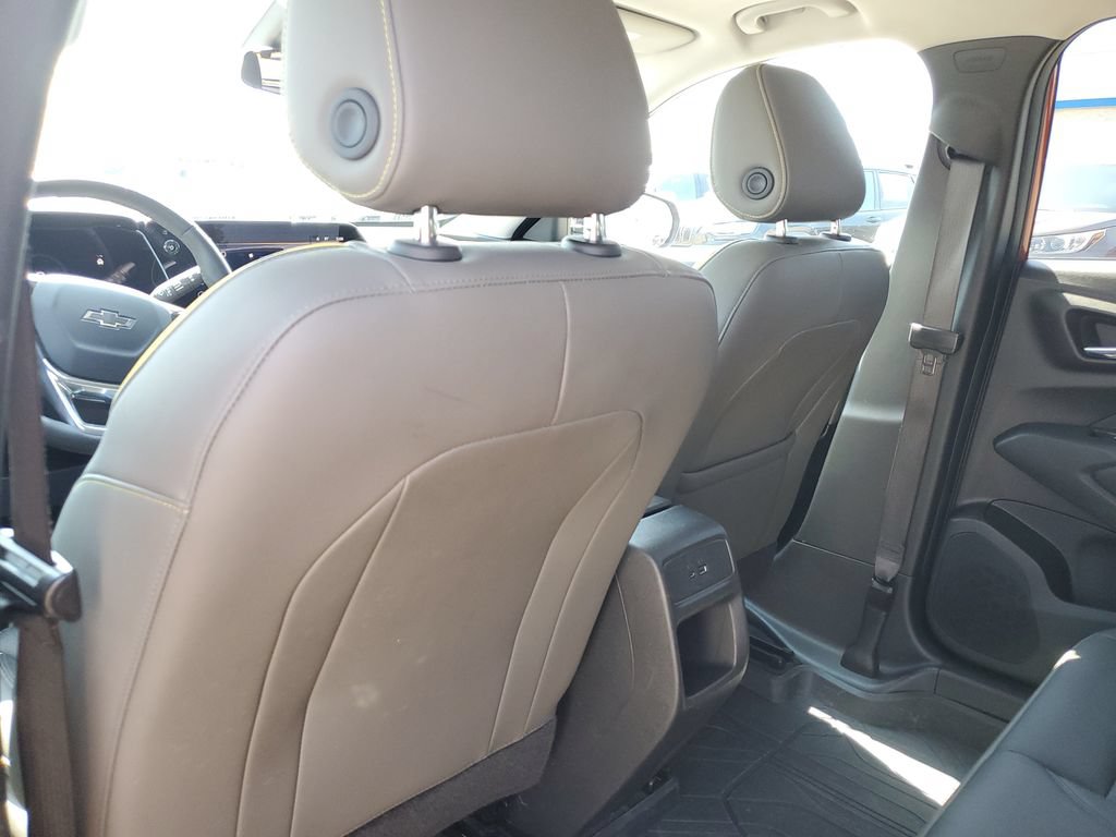 Certified 2024 Chevrolet Trax ACTIV w/ Sunroof Package FWD image 32