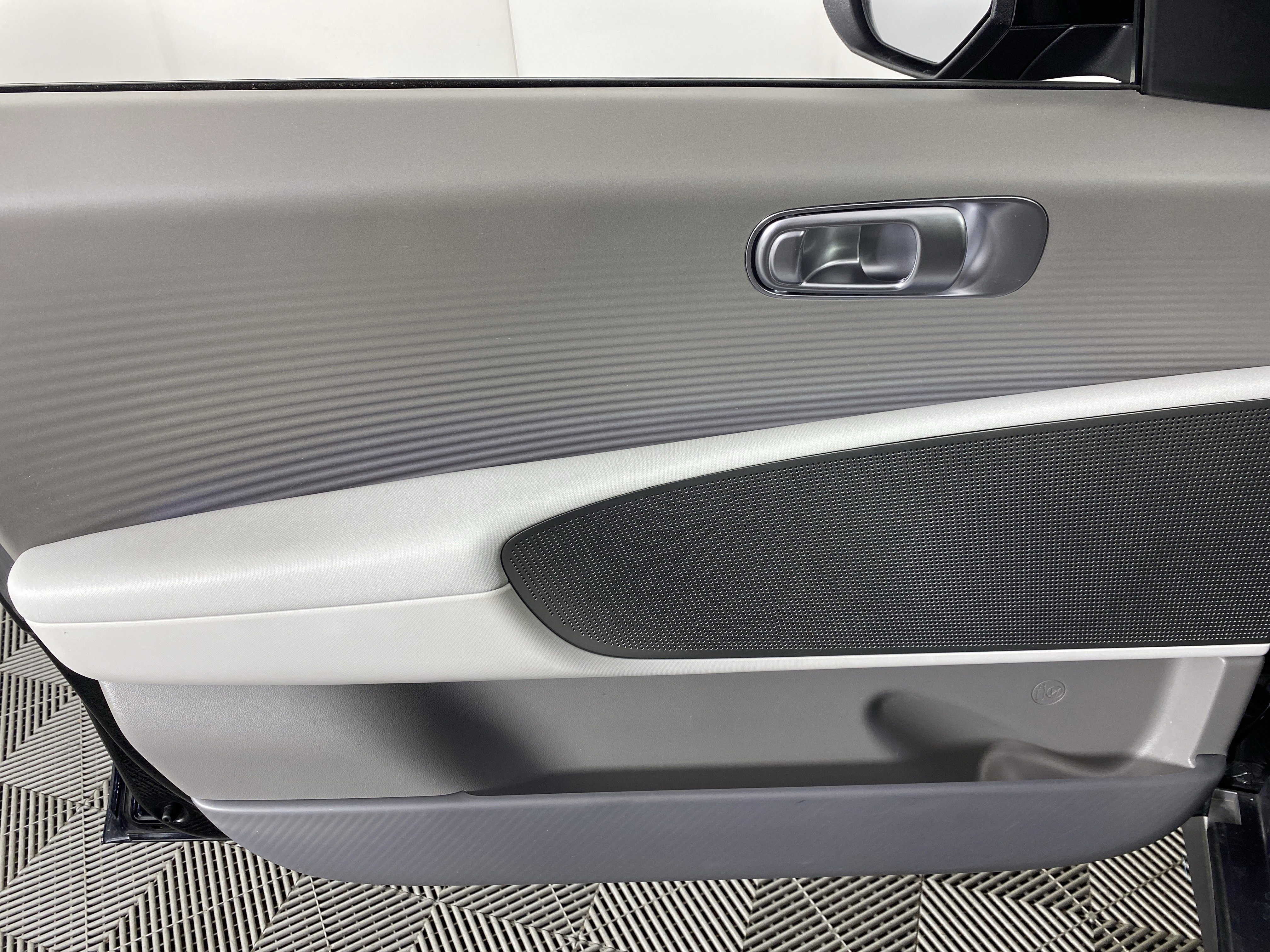 Used 2024 Hyundai Ioniq 6 SEL image 15