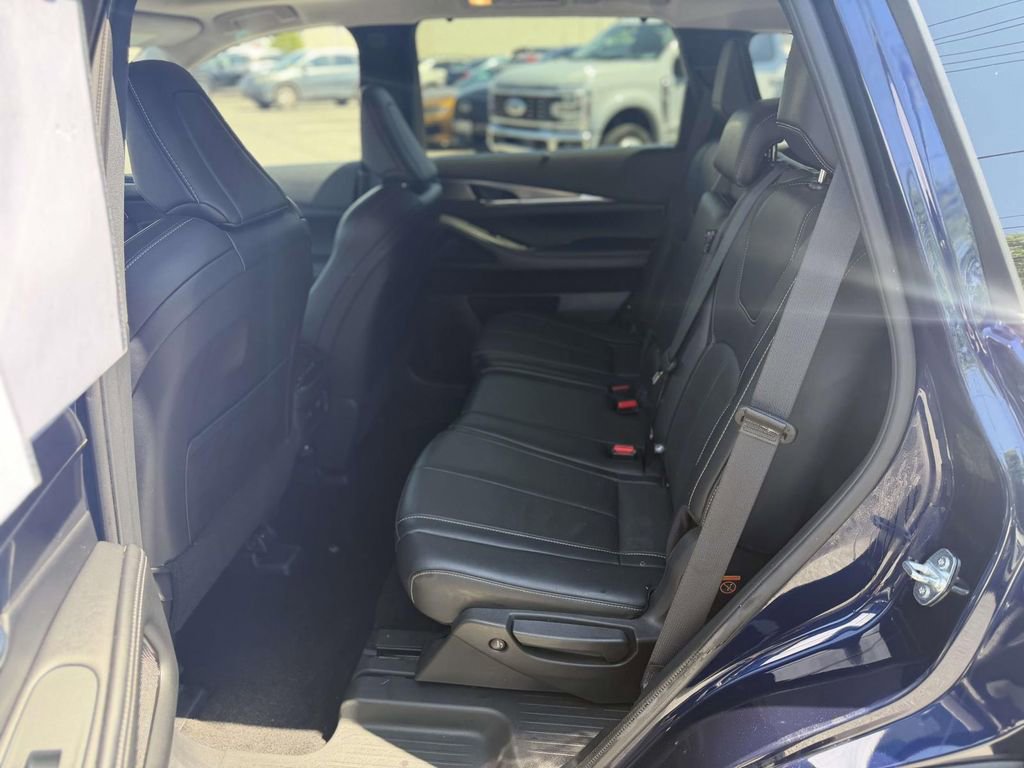 Used 2024 INFINITI QX60 Luxe AWD/4WD image 14