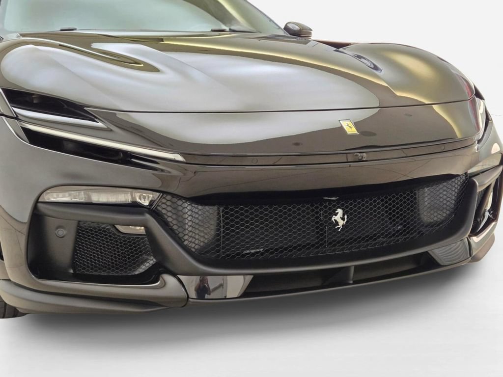 Used 2025 Ferrari Purosangue AWD/4WD image 4