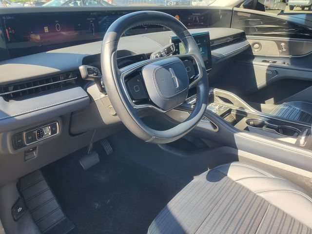 Certified 2024 Lincoln Nautilus Reserve w/ Equipment Group 202A AWD/4WD image 15