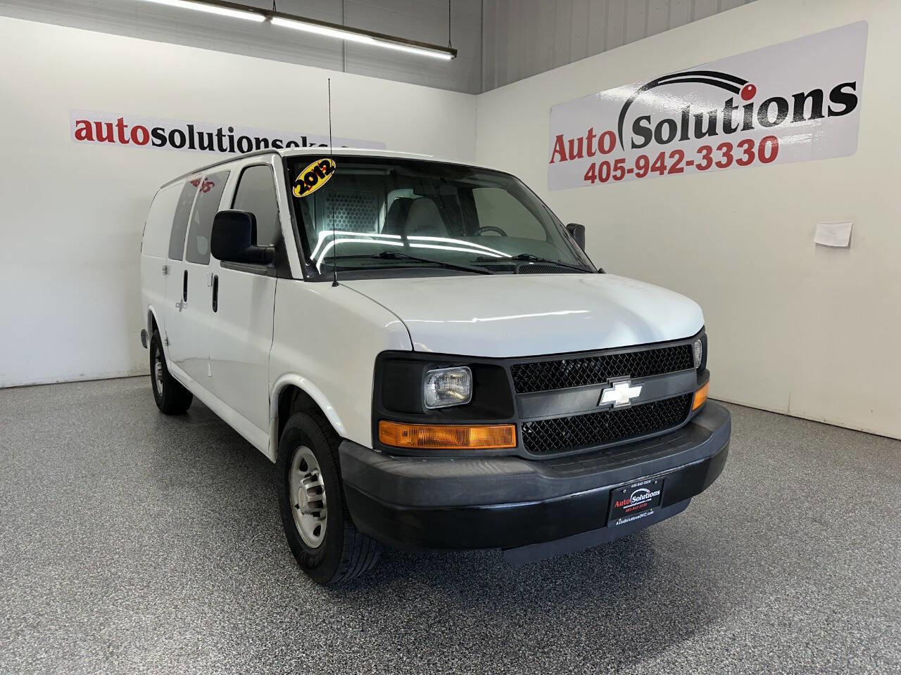 Used 2012 Chevrolet Express 3500 image 1