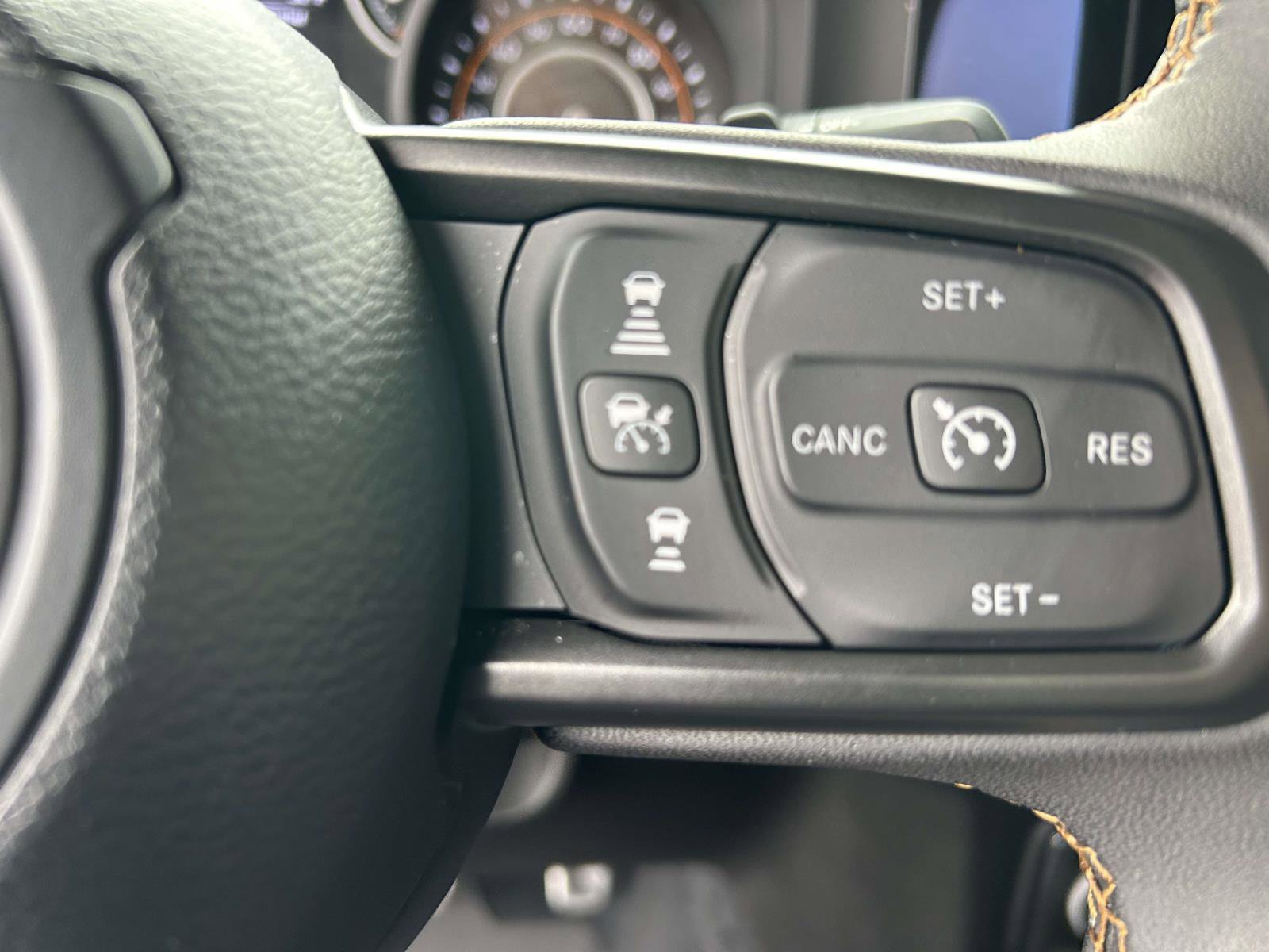 Used 2024 Jeep Wrangler Sport S image 24