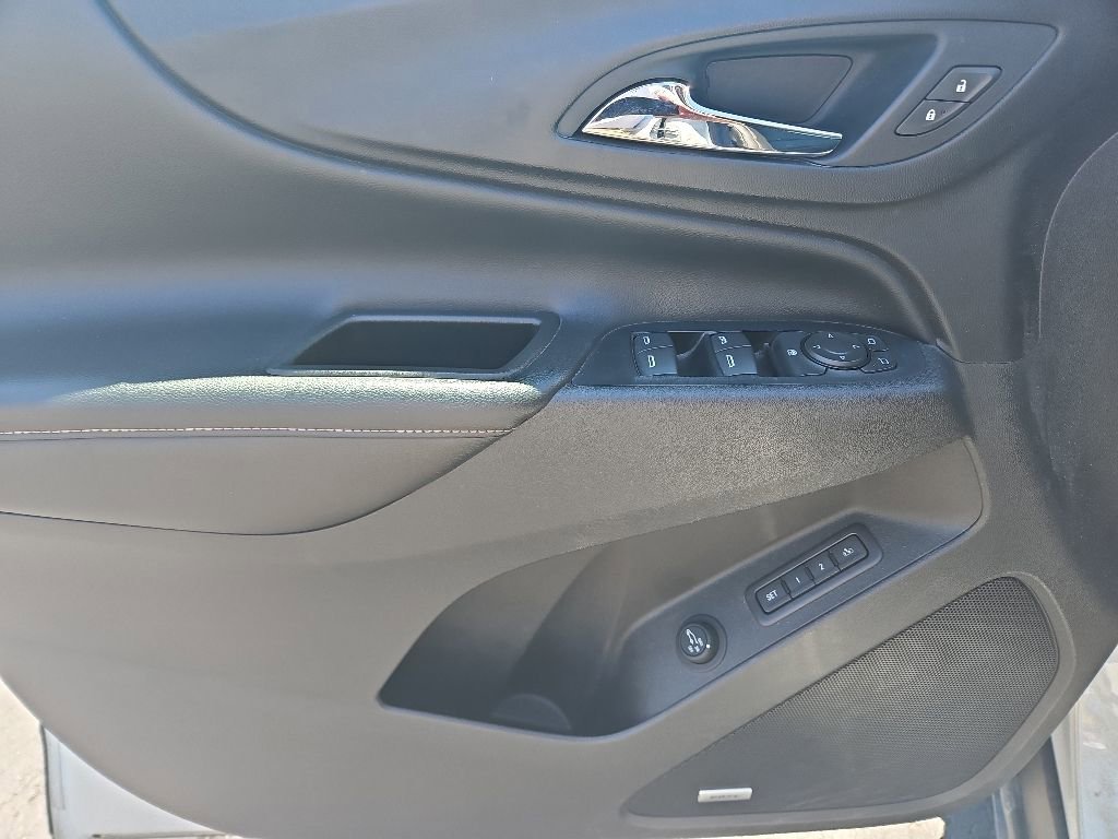 Used 2019 Chevrolet Equinox Premier AWD/4WD image 13