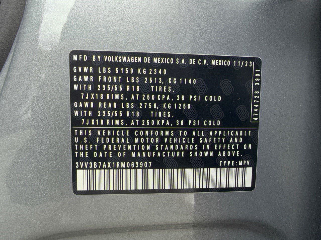 Used 2024 Volkswagen Tiguan SE FWD image 31