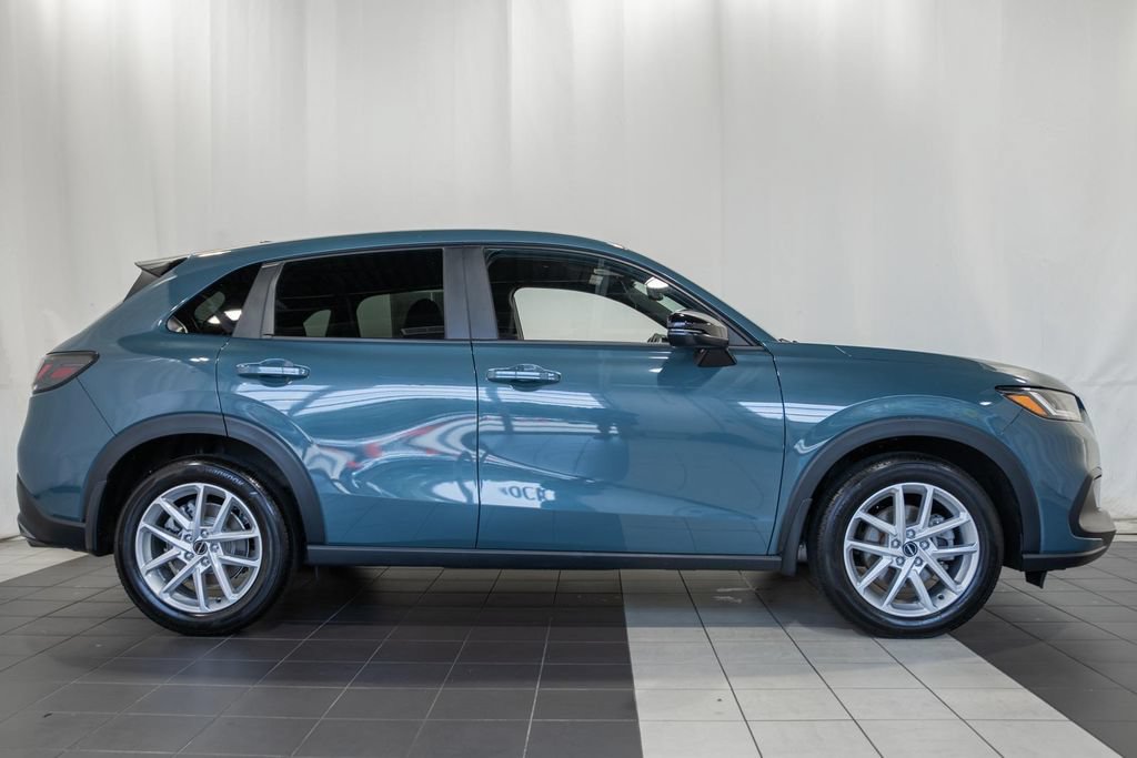 Used 2024 Honda HR-V Sport image 3