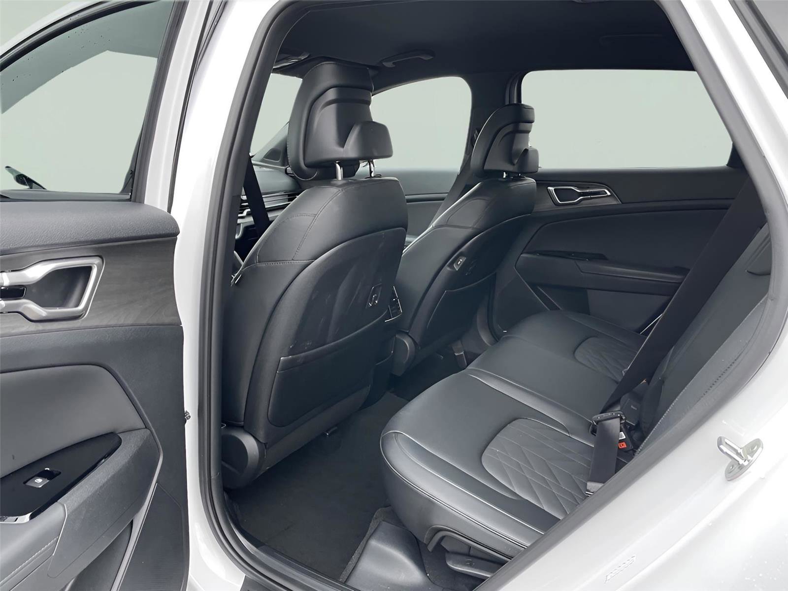 Used 2025 Kia Sportage X-Line image 15