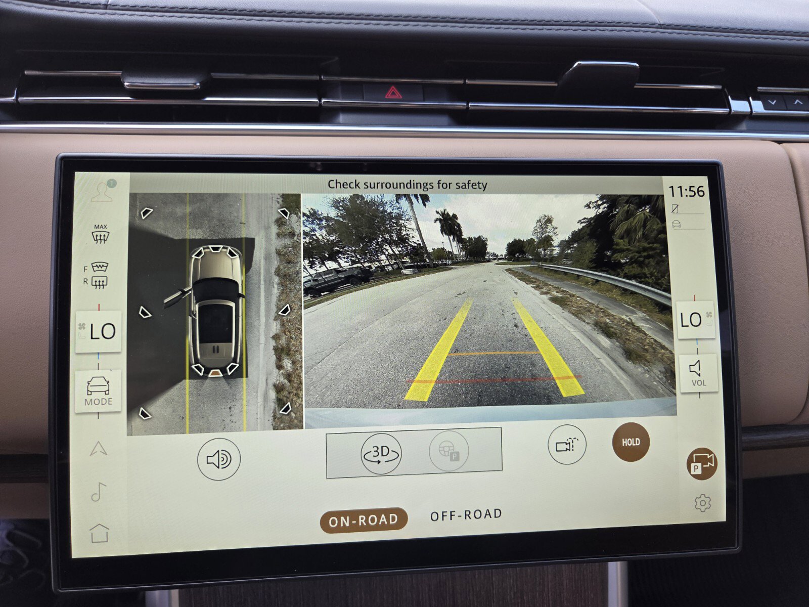 New 2025 Land Rover Range Rover SE image 16