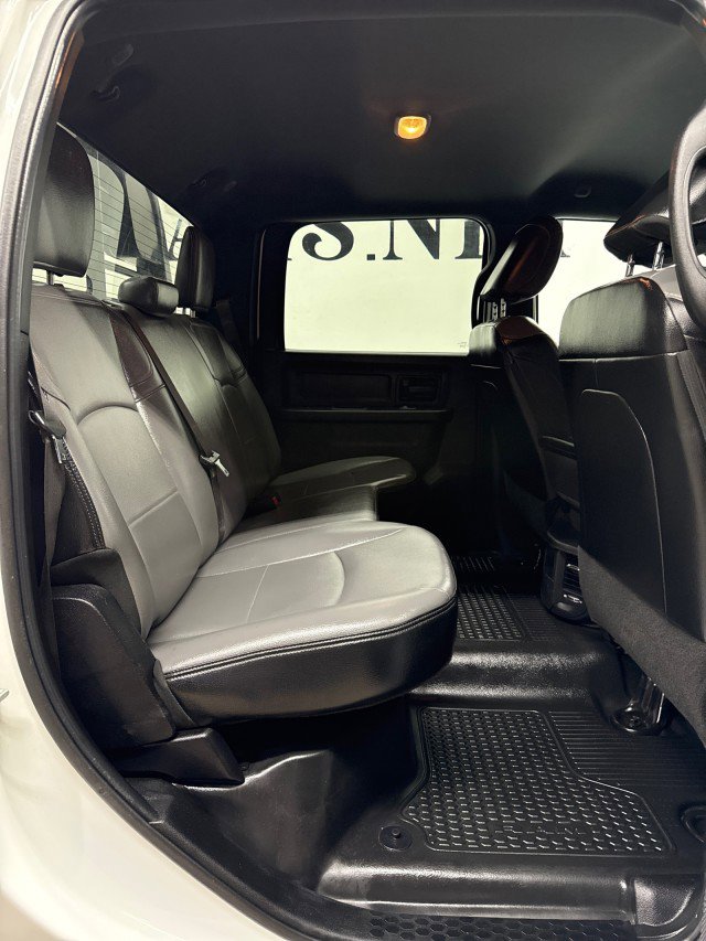 Used 2024 RAM 2500 Tradesman w/ Chrome Appearance Group AWD/4WD image 26