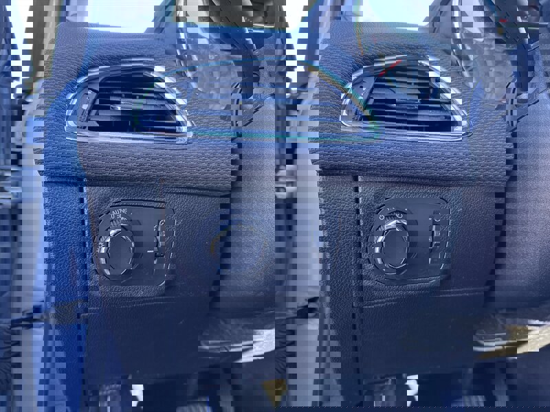 Used 2018 Chevrolet Cruze LS w/ LS Fleet Convenience Package image 6