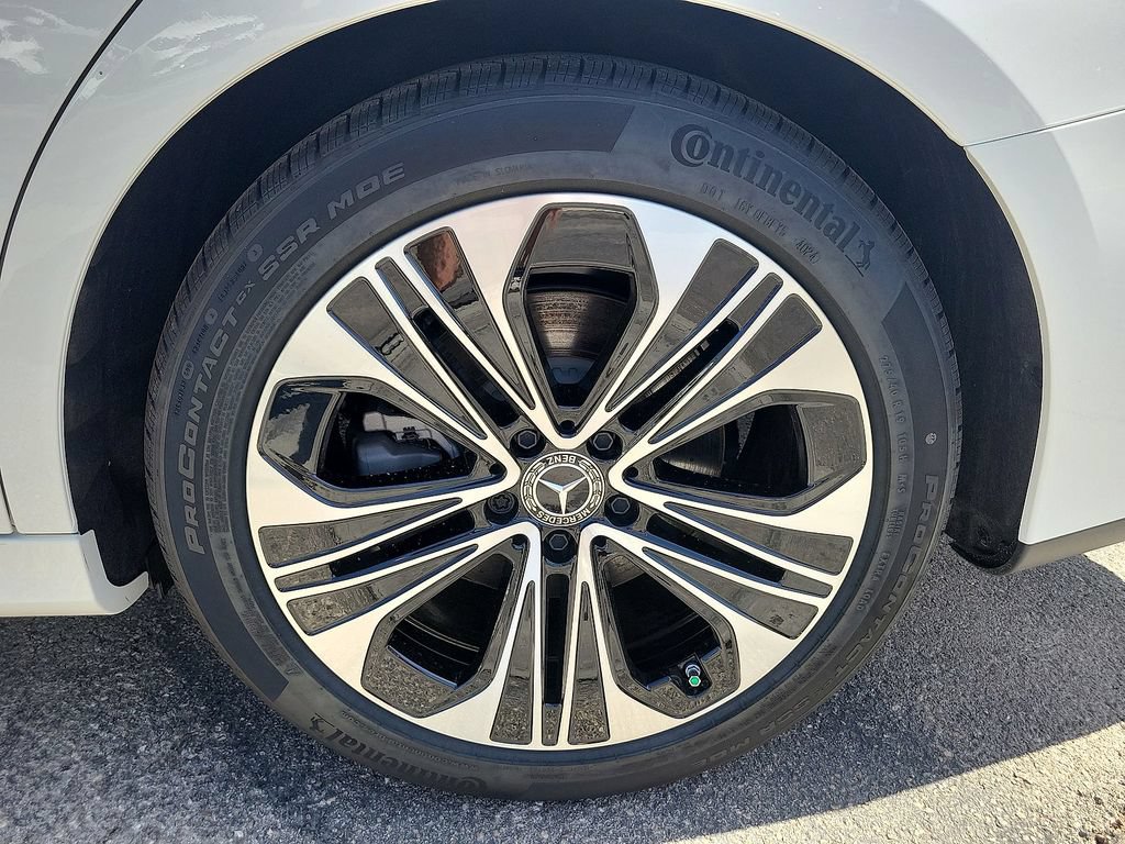New 2025 Mercedes-Benz E 350 Sedan image 11