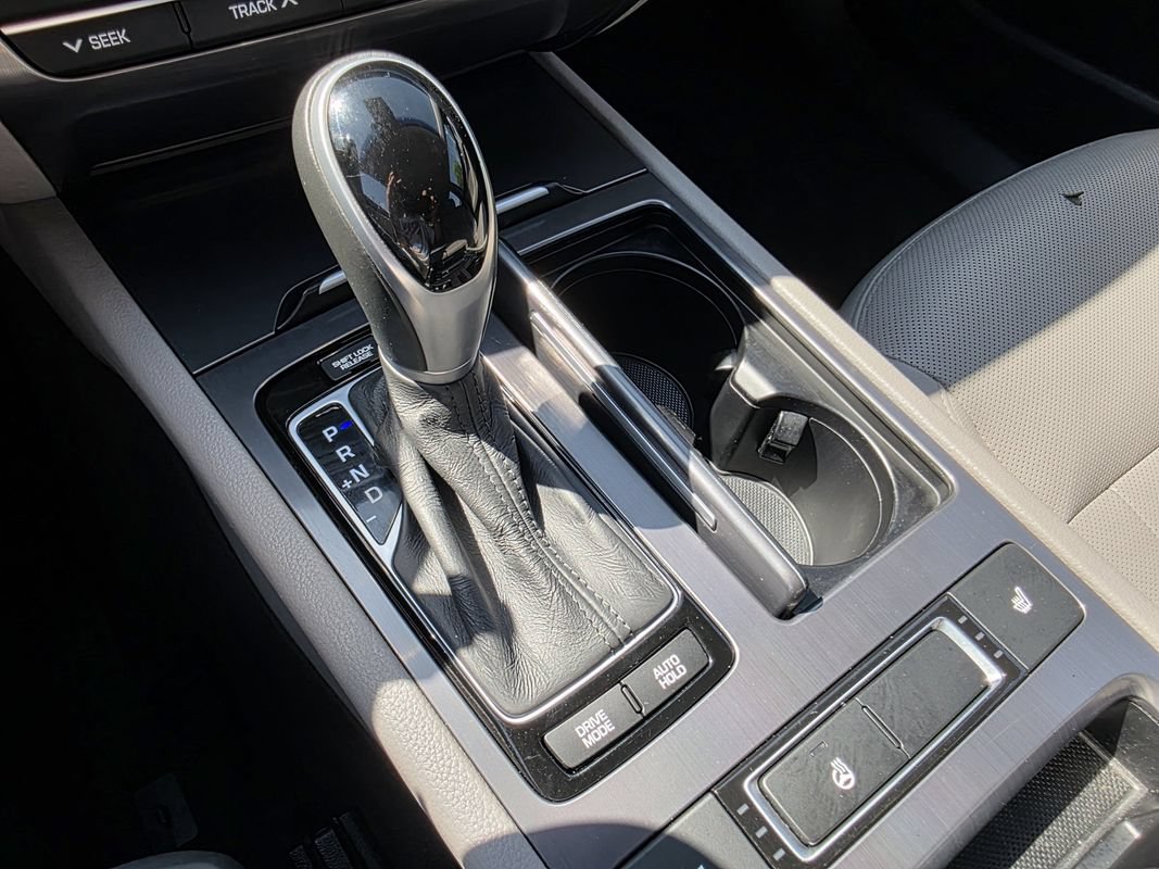 Used 2017 Genesis G80 3.8 AWD/4WD image 22