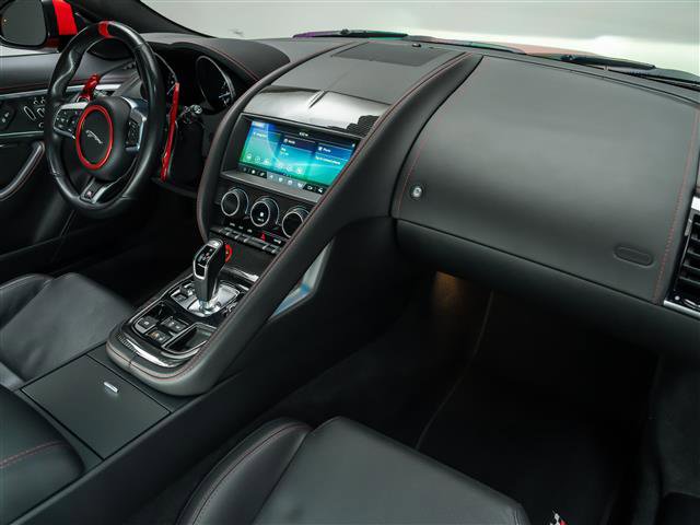Used 2020 Jaguar F-TYPE Checkered Flag image 20