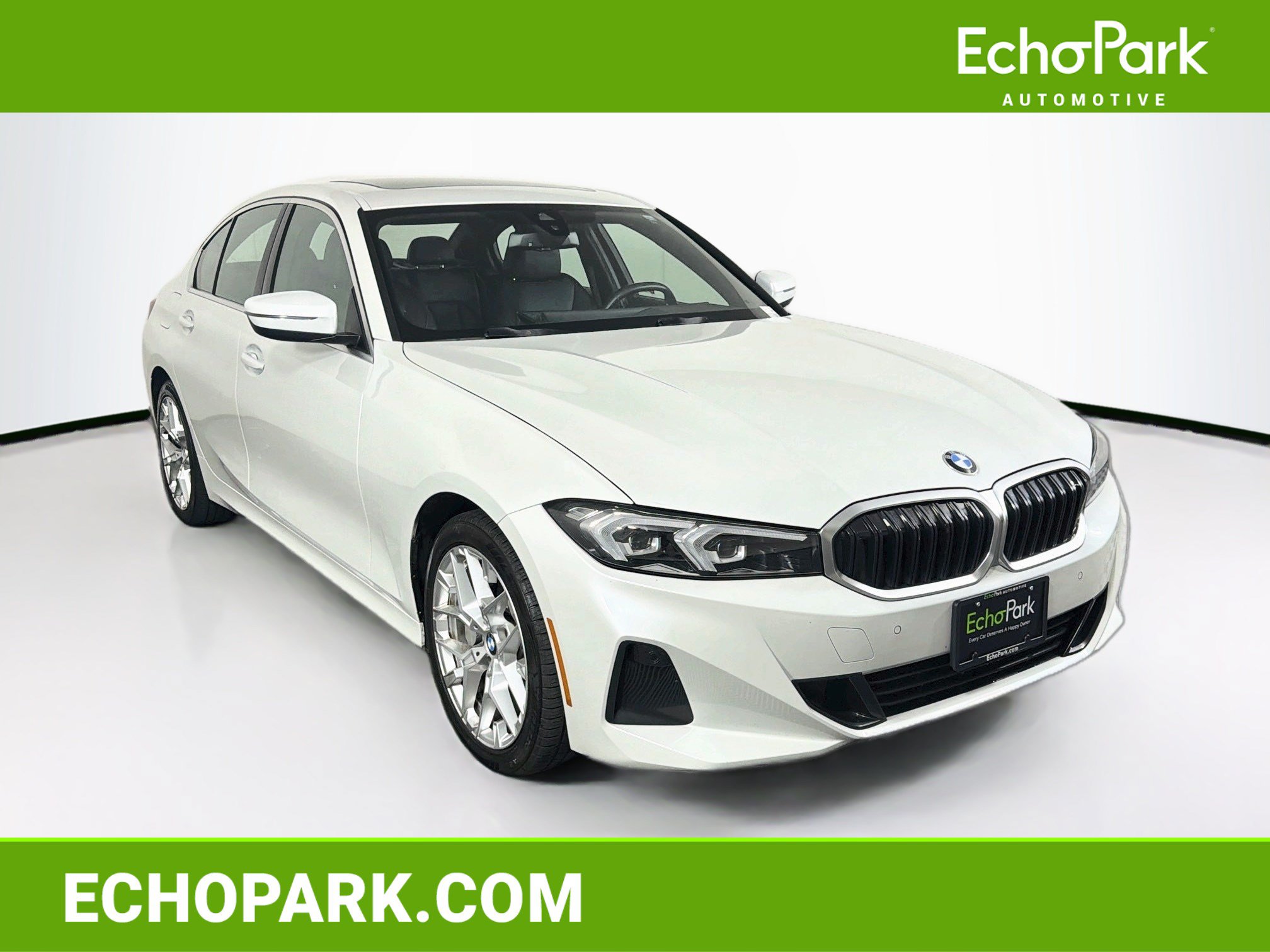 Used 2025 BMW 330i Sedan w/ Convenience Package RWD image 1