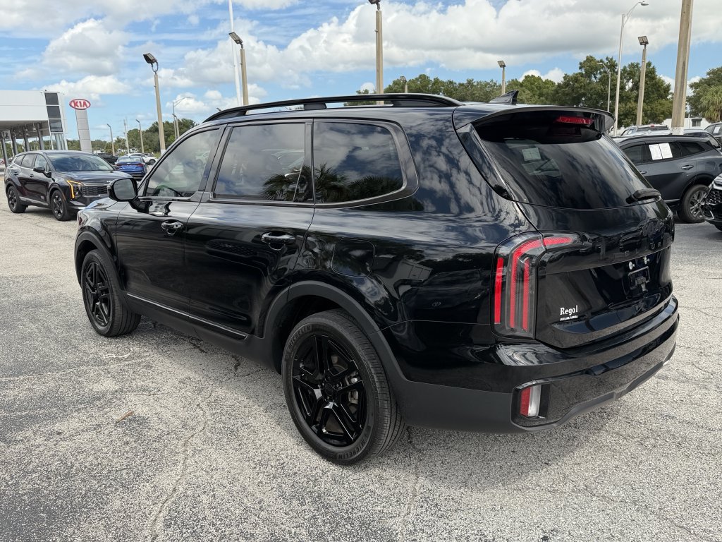 Certified 2025 Kia Telluride SX X-Line AWD/4WD image 7