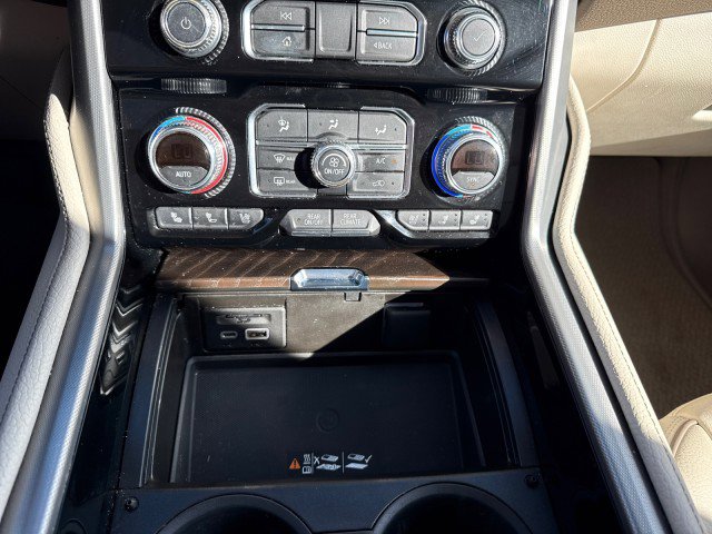 Used 2021 GMC Yukon Denali w/ Denali Ultimate Package image 30