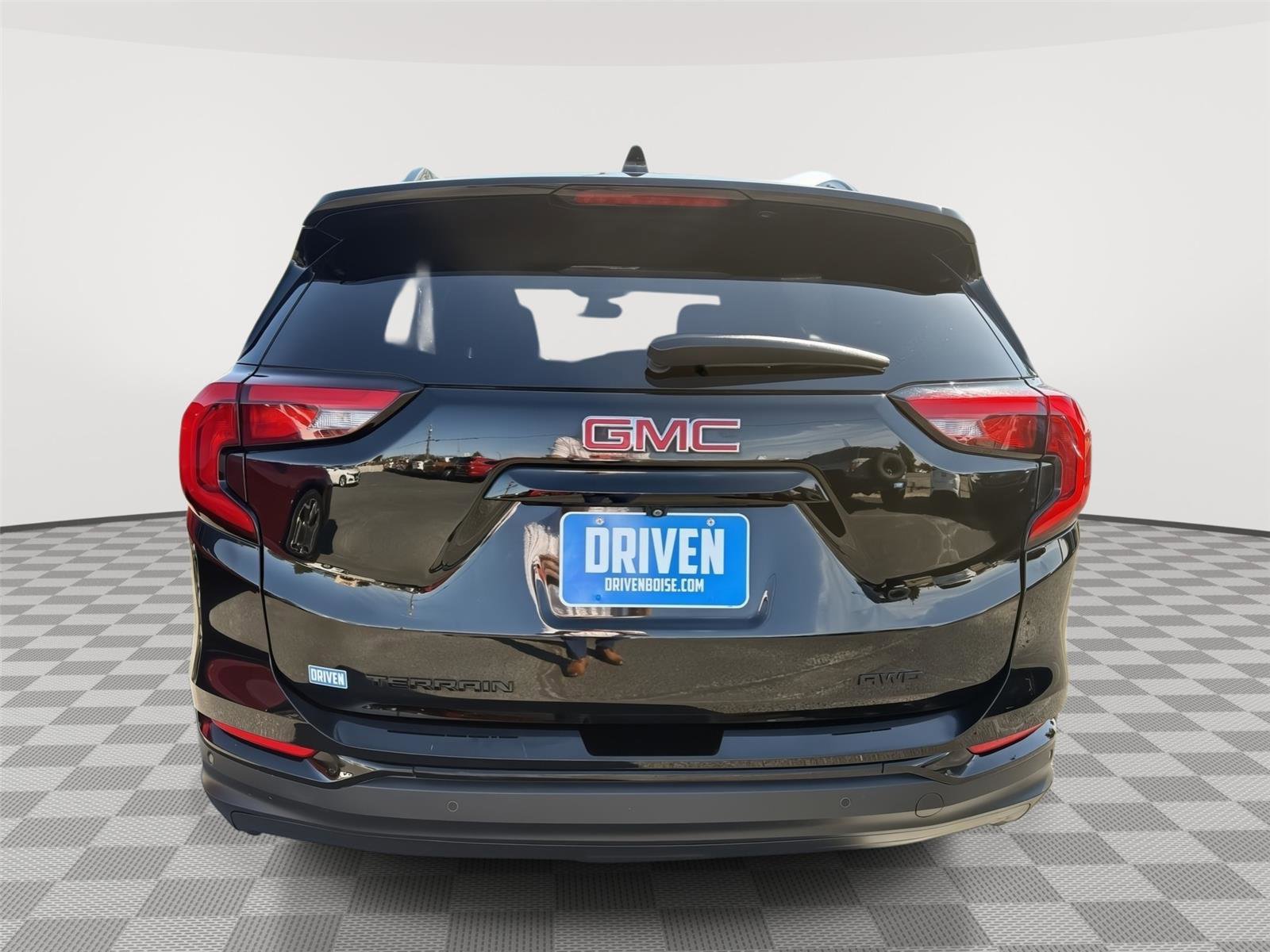 Used 2021 GMC Terrain SLT w/ Elevation Edition AWD/4WD image 5