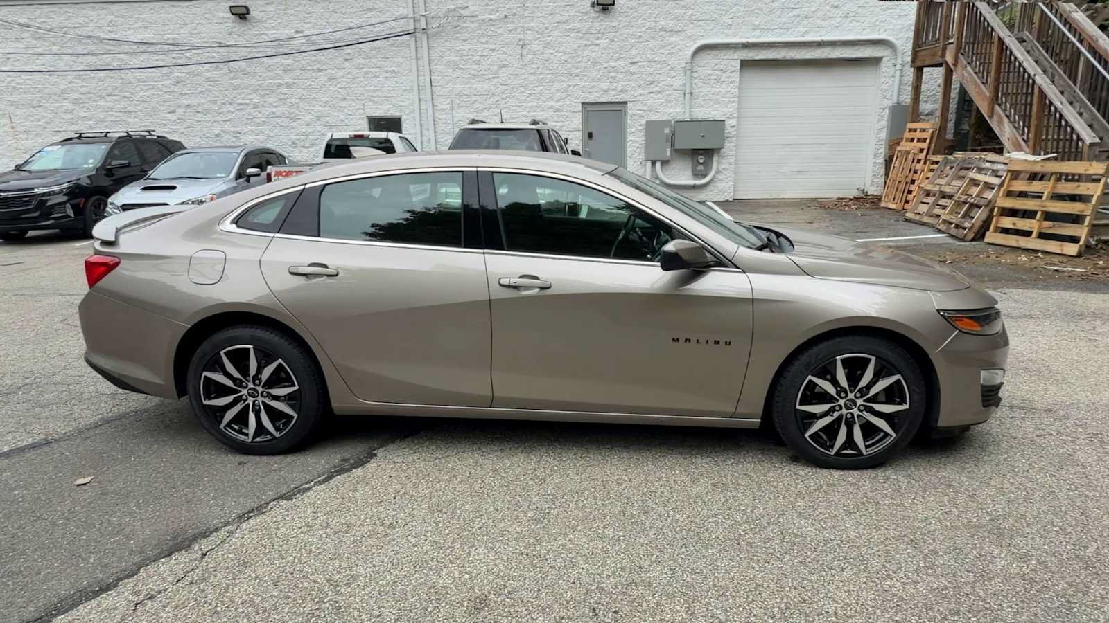 Used 2024 Chevrolet Malibu RS FWD image 9