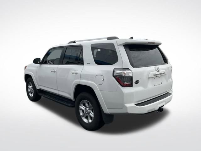 Used 2023 Toyota 4Runner SR5 image 5