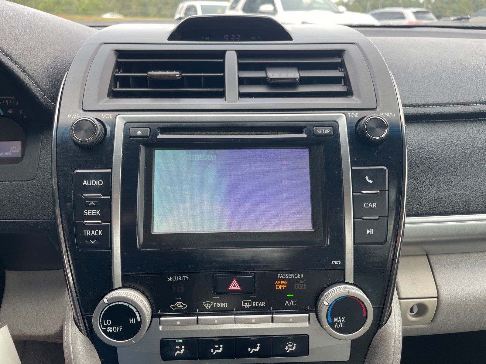 Used 2013 Toyota Camry LE FWD image 5