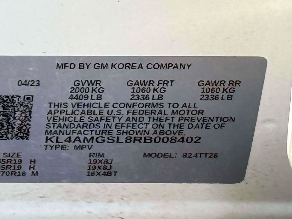 Used 2024 Buick Encore GX Avenir w/ Avenir Convenience Package AWD/4WD image 17