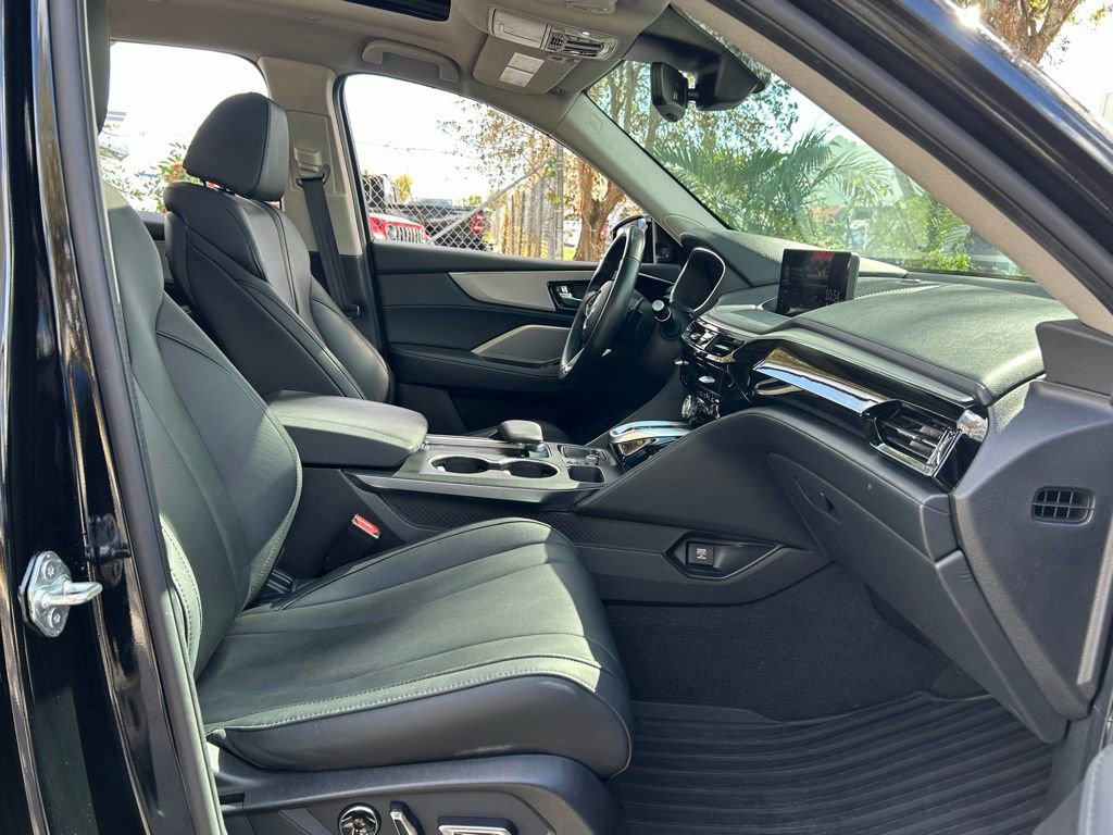 Used 2023 Acura MDX SH-AWD image 38