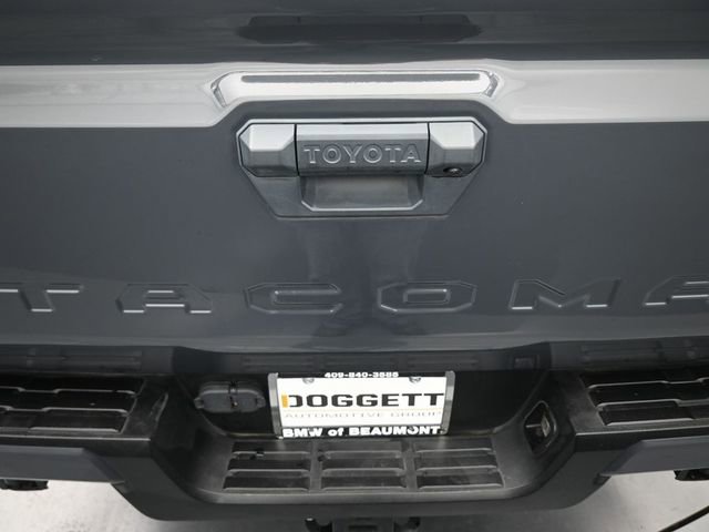Used 2024 Toyota Tacoma TRD Off-Road image 12