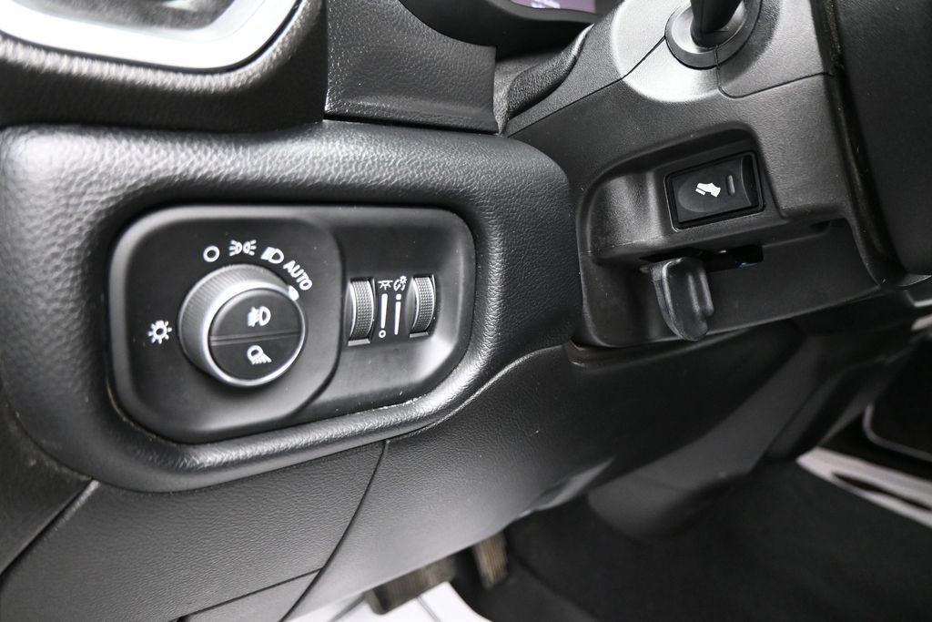 Used 2020 RAM 2500 Laramie AWD/4WD image 12