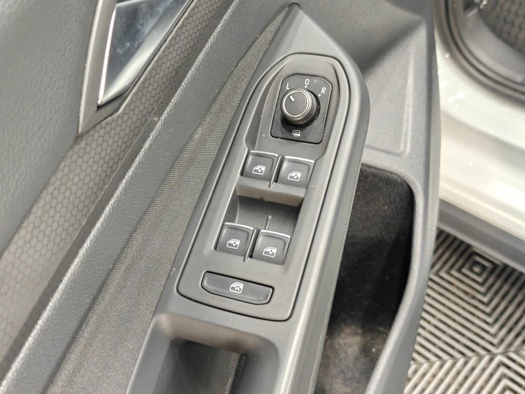 Used 2022 Volkswagen GTI SE FWD image 58