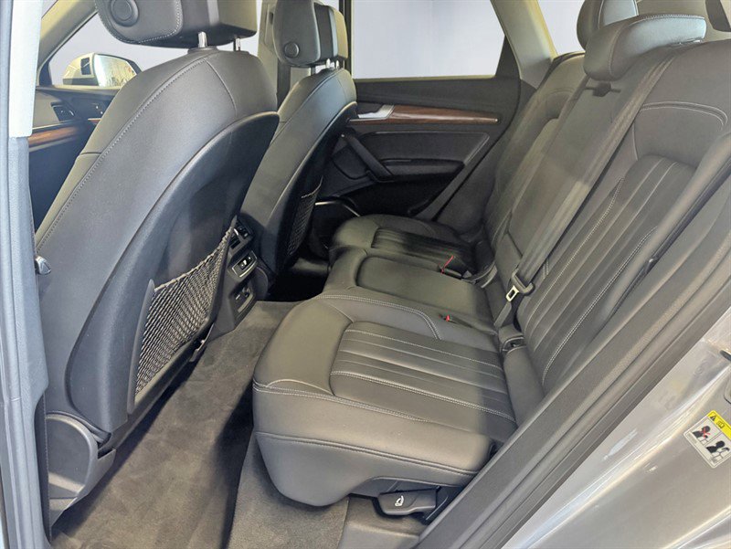 Used 2021 Audi Q5 2.0T Premium w/ Convenience Package image 21