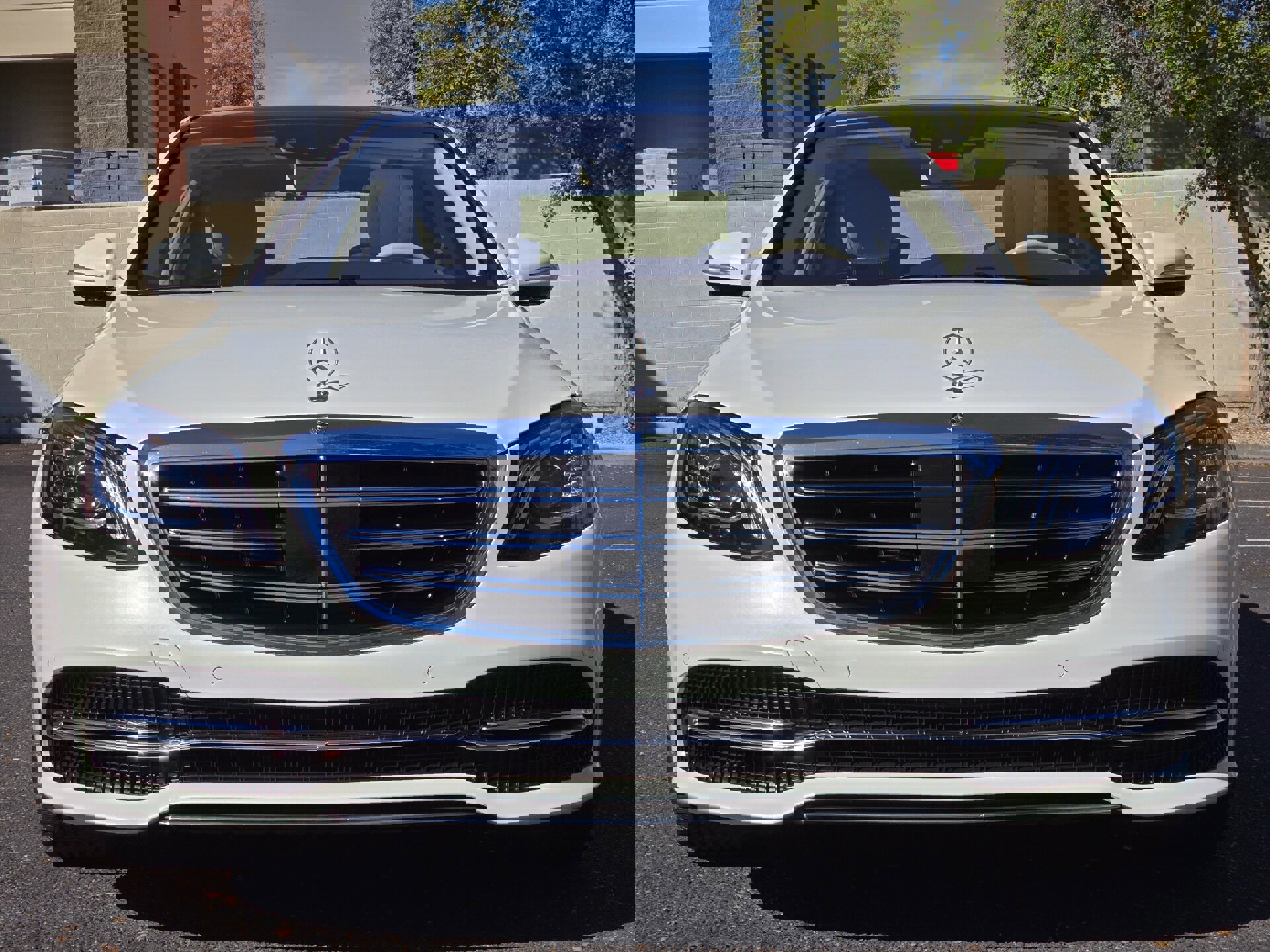 Used 2019 Mercedes-Benz S 560 Sedan image 4