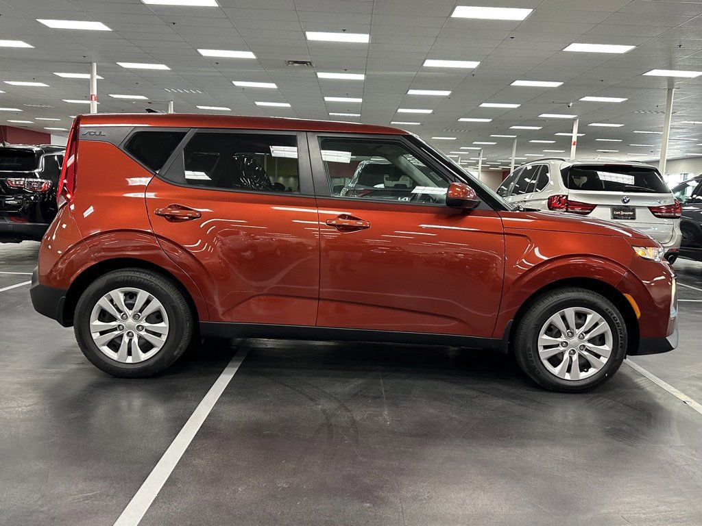 Used 2020 Kia Soul LX image 8