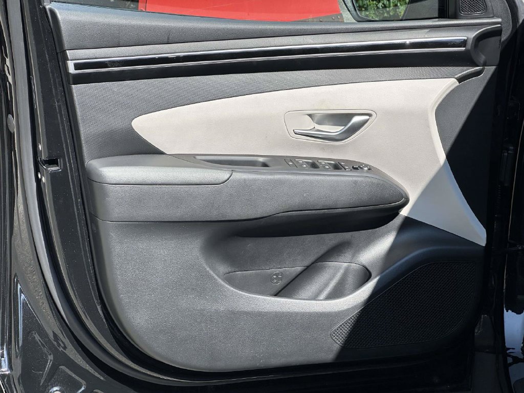 Certified 2023 Hyundai Tucson SEL AWD/4WD image 15