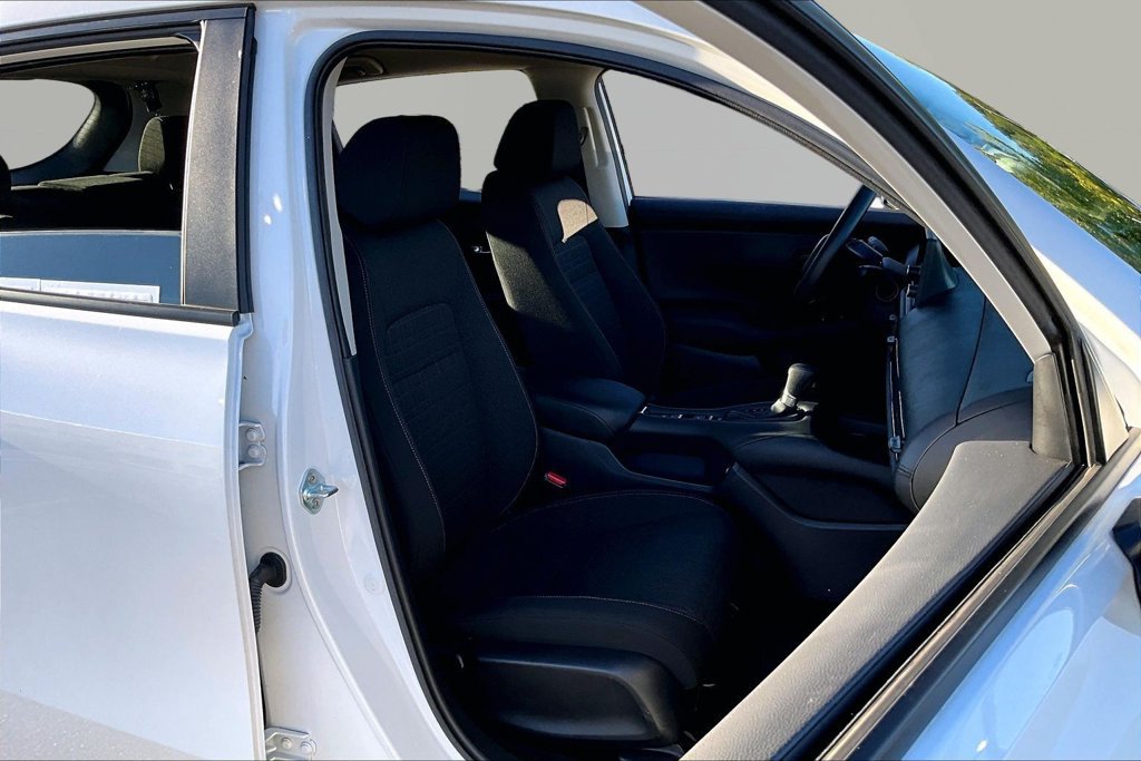 Used 2023 Honda HR-V LX image 21