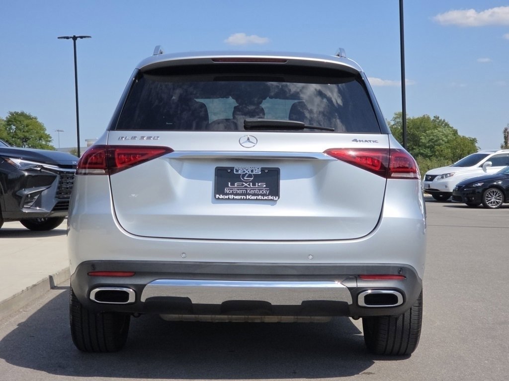 Used 2020 Mercedes-Benz GLE 350 4MATIC w/ Premium Package image 27