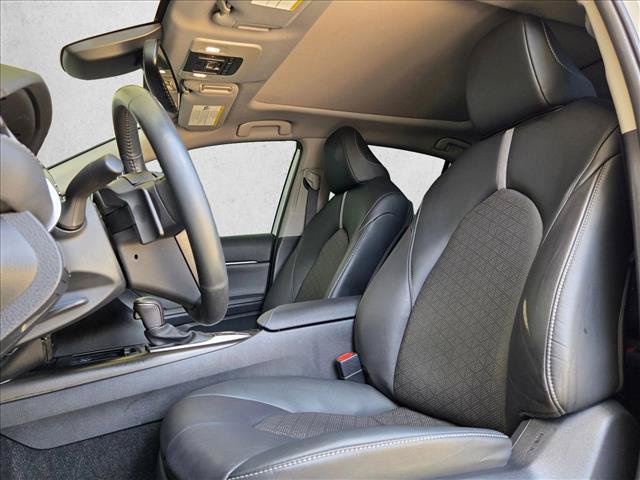 Used 2023 Toyota Camry XSE FWD image 11