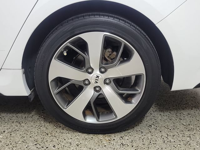 Used 2019 Kia Optima S FWD image 9