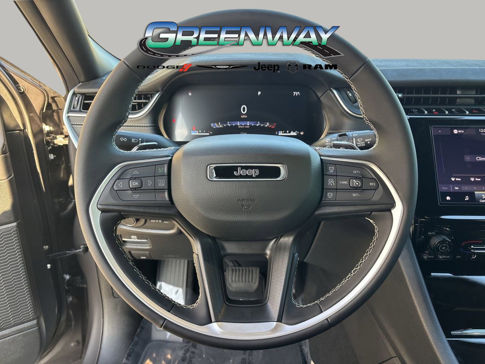 New 2025 Jeep Grand Cherokee Laredo image 26