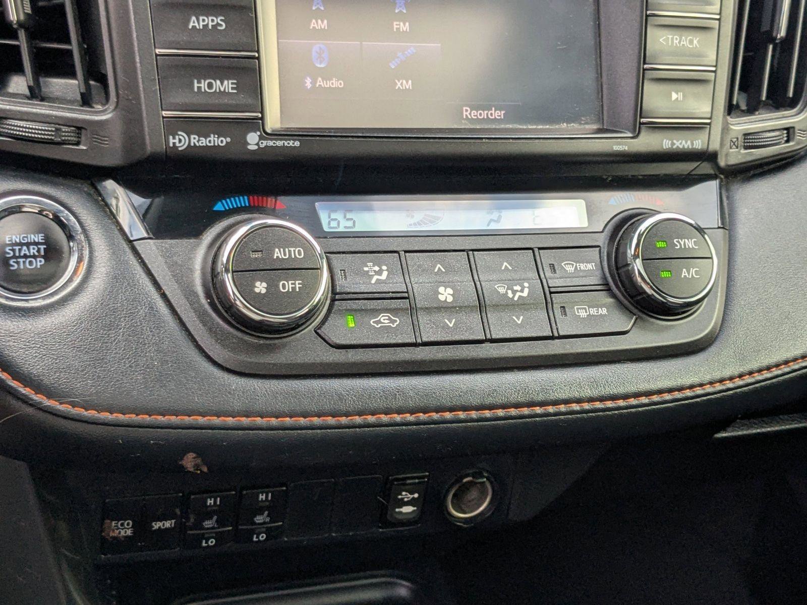 Used 2018 Toyota RAV4 SE w/ Power Extra Value Package FWD image 14