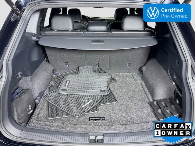 Certified 2022 Volkswagen Tiguan SEL R-Line image 28