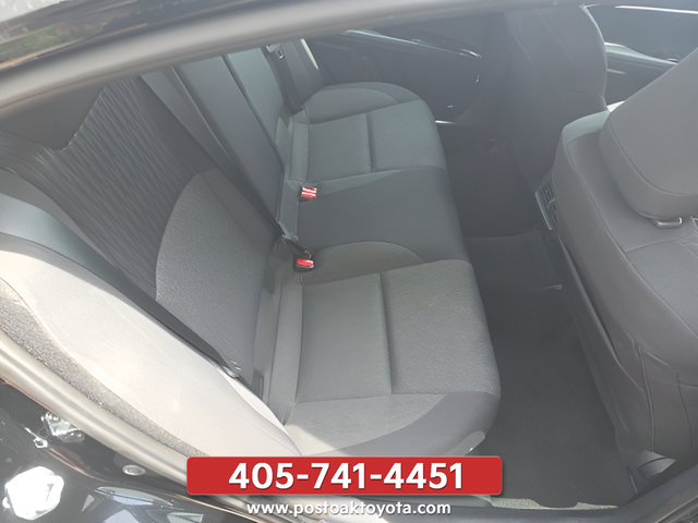 Used 2025 Toyota Camry LE FWD image 29