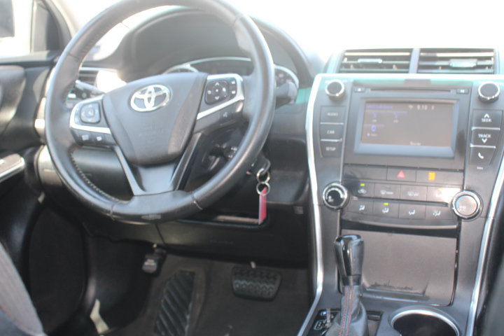 Used 2017 Toyota Camry SE FWD image 22